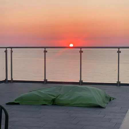 Apartment Panarea Con 1 Da Letto Capo d'Orlando