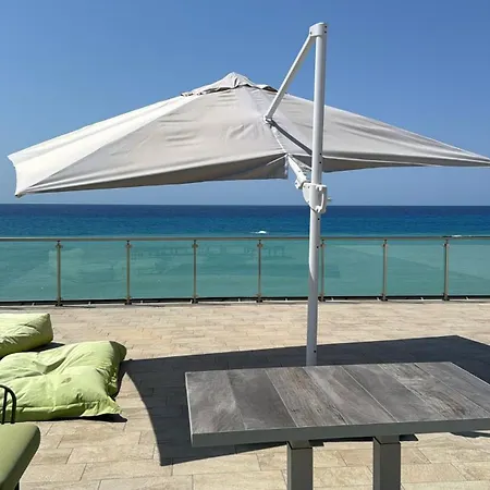 Panarea Con 1 Da Letto Apartment
